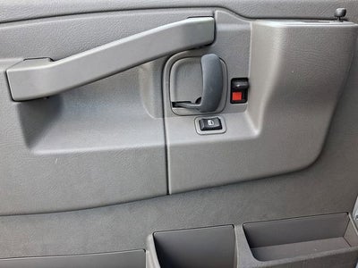 2025 GMC Savana Cutaway 3500 1WT