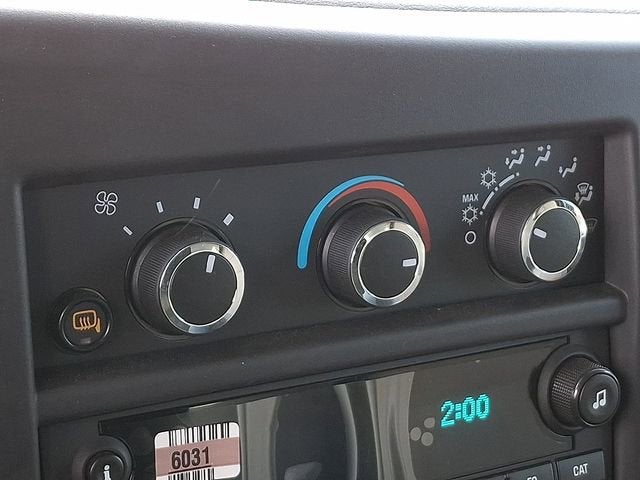 2025 GMC Savana Cutaway 3500 1WT