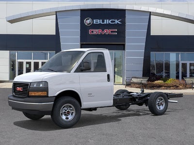 2026 GMC Savana Cutaway 3500 1WT