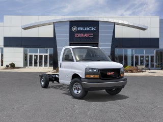 2026 GMC Savana Cutaway 3500 1WT