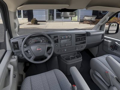 2026 GMC Savana Cutaway 3500 1WT
