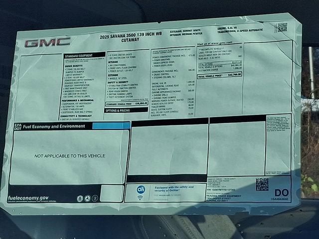 2025 GMC Savana Cutaway 3500 1WT