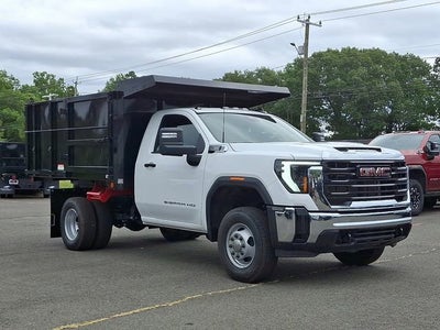 2025 GMC Sierra 3500 HD Chassis Cab Pro