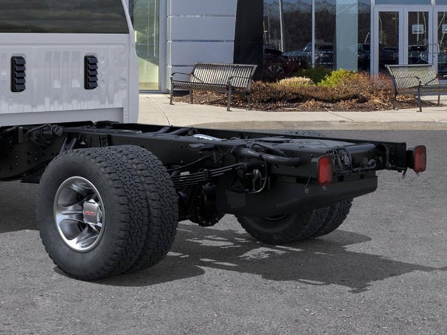 2026 GMC Sierra 3500 HD Chassis Cab Pro
