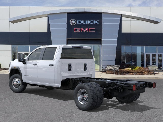 2026 GMC Sierra 3500 HD Chassis Cab Pro