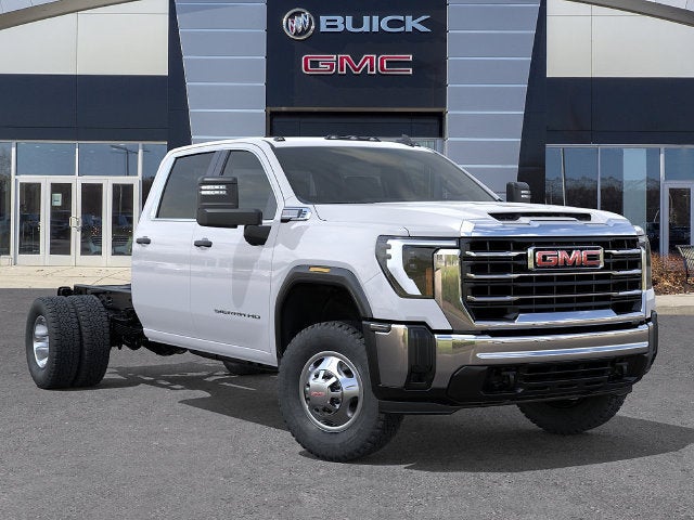 2026 GMC Sierra 3500 HD Chassis Cab Pro