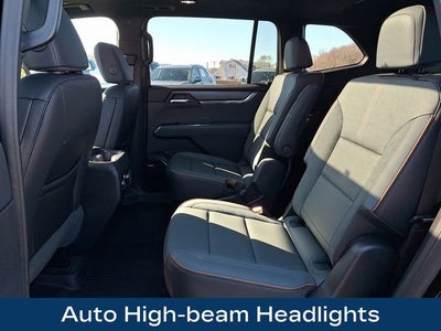 2024 GMC Acadia AT4