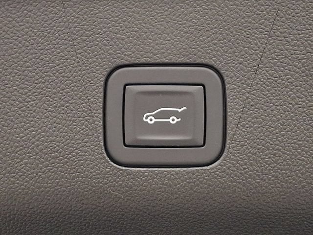 2025 GMC Yukon XL Elevation