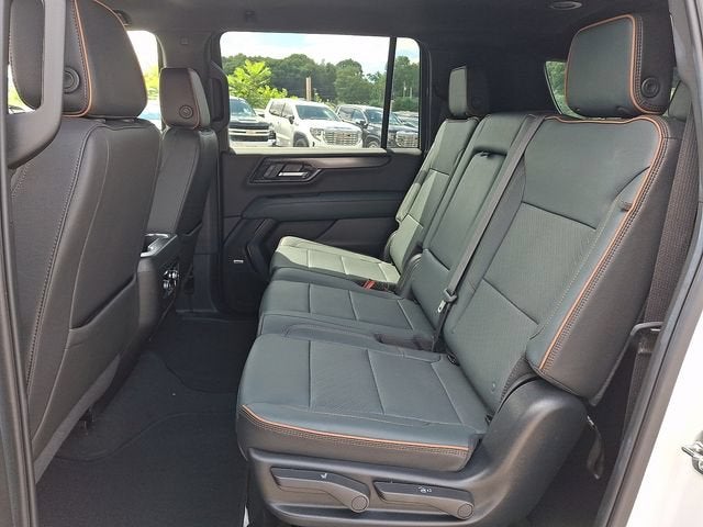 2025 GMC Yukon XL AT4