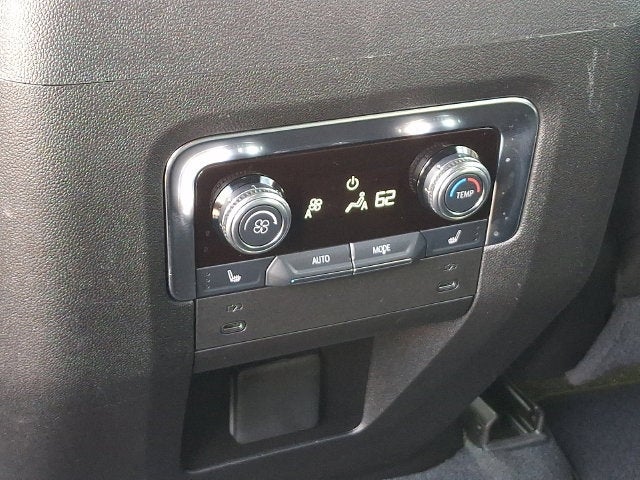 2025 GMC Yukon XL AT4