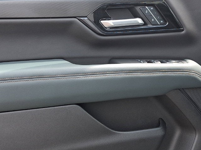 2025 GMC Yukon XL AT4