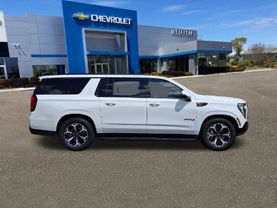 2025 GMC Yukon XL AT4