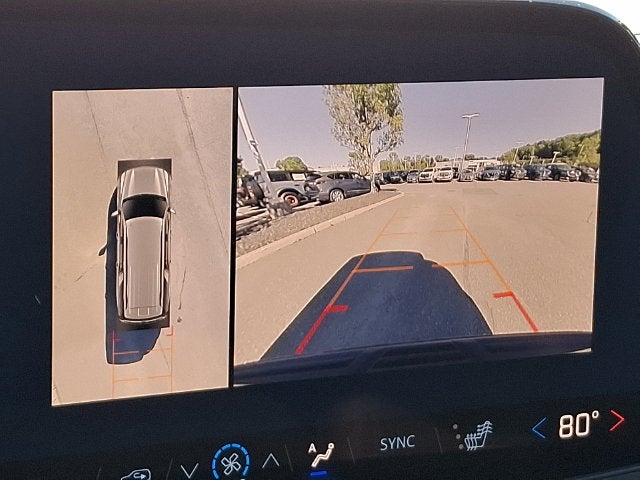 2025 Chevrolet Suburban LT