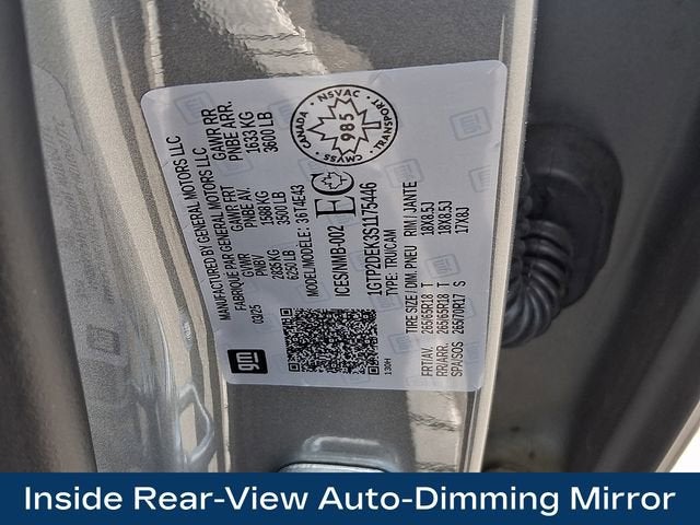 2025 GMC Canyon AT4
