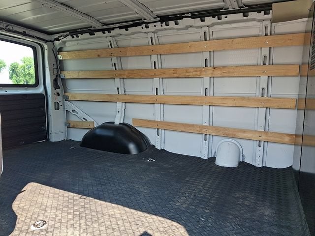2024 GMC Savana Cargo 2500 Work Van