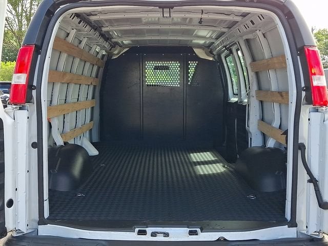 2025 GMC Savana Cargo Work Van