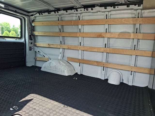 2024 GMC Savana Cargo 2500 Work Van
