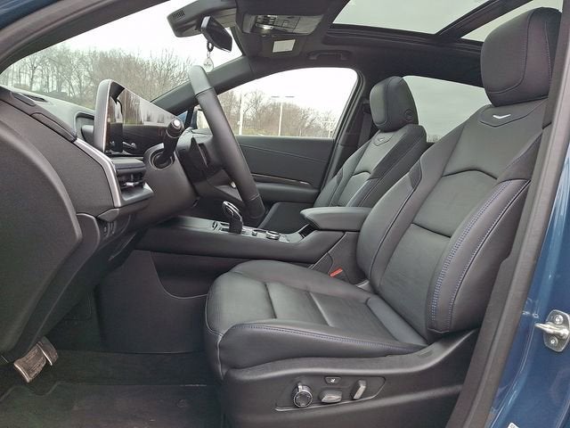 2025 Cadillac XT4 Sport