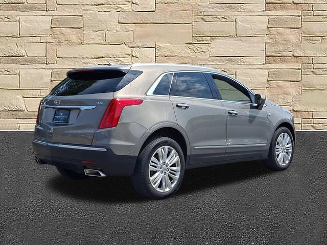 2017 Cadillac XT5 Premium Luxury FWD