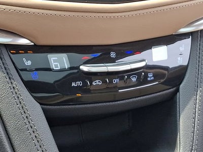2022 Cadillac XT5 Premium Luxury