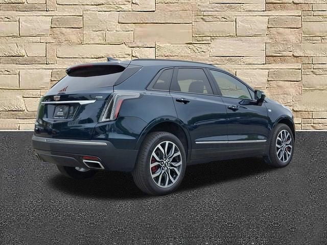 2025 Cadillac XT5 Sport
