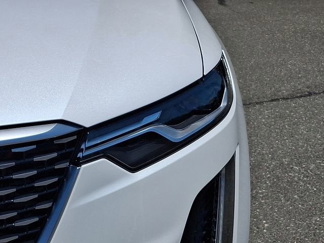 2025 Cadillac XT6 Luxury