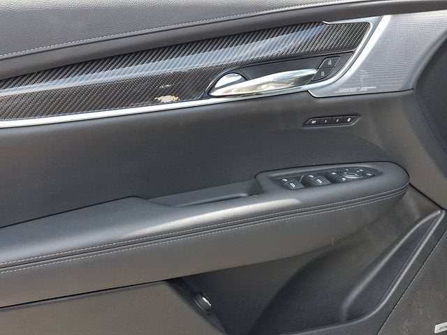 2025 Cadillac XT6 Sport