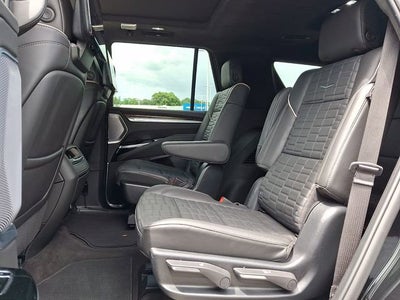 2025 Cadillac Escalade Sport Platinum
