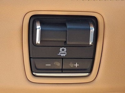 2025 Cadillac ESCALADE IQ Luxury 2