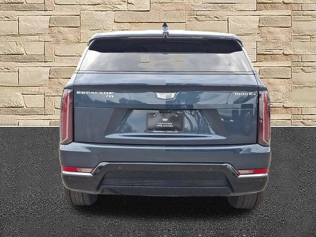 2026 Cadillac ESCALADE IQ Sport