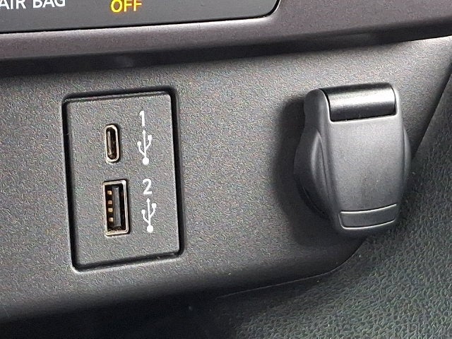 2025 Nissan LEAF S