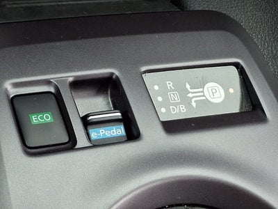 2025 Nissan LEAF S