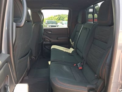 2022 Nissan Frontier Crew Cab PRO-4X 4x4