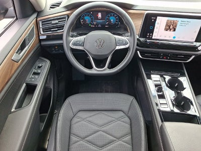 2025 Volkswagen Atlas 2.0T SE w/Technology