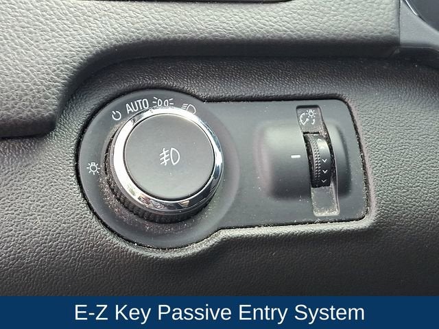2012 Buick Regal Premium 2