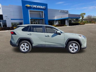 2020 Toyota RAV4 XLE