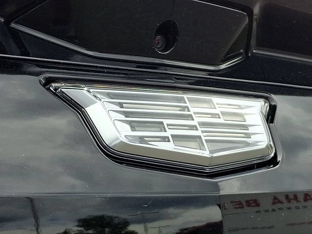 2025 Cadillac OPTIQ Luxury 2