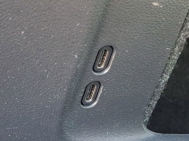 2025 Cadillac OPTIQ Luxury 2