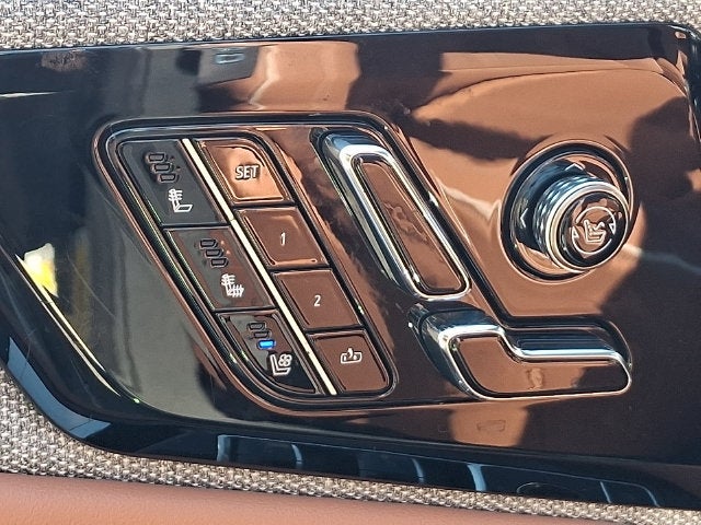2025 Cadillac OPTIQ Sport 2