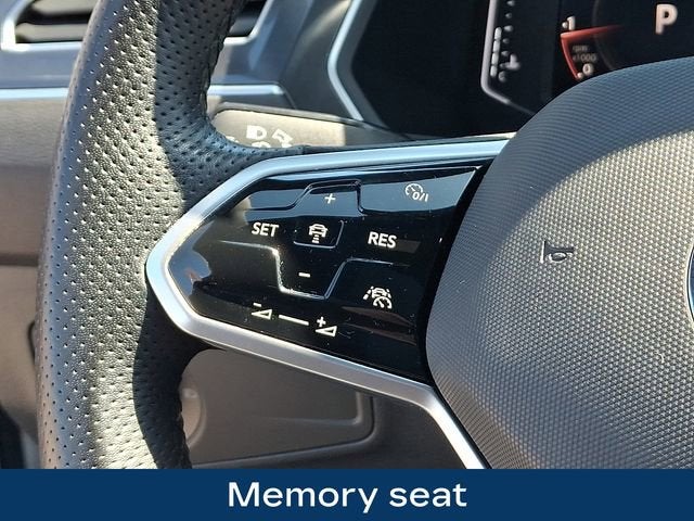 2022 Volkswagen Tiguan SEL R-Line