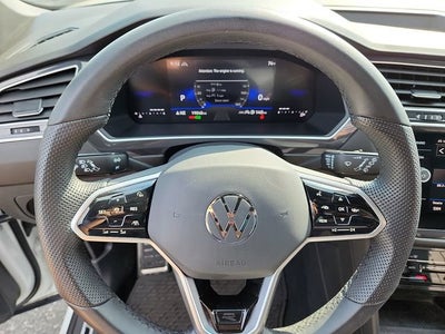 2024 Volkswagen Tiguan 2.0T SE R-Line Black