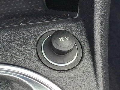 2013 Volkswagen Beetle Convertible 2.5L
