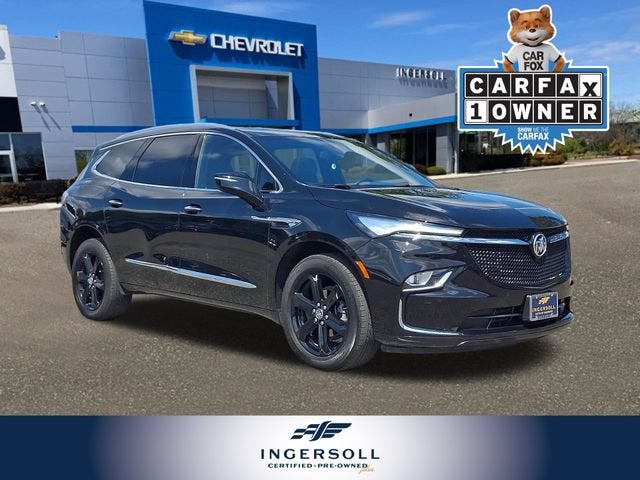 2023 Buick Enclave Essence