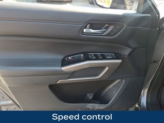 2023 Nissan Pathfinder Platinum 4WD