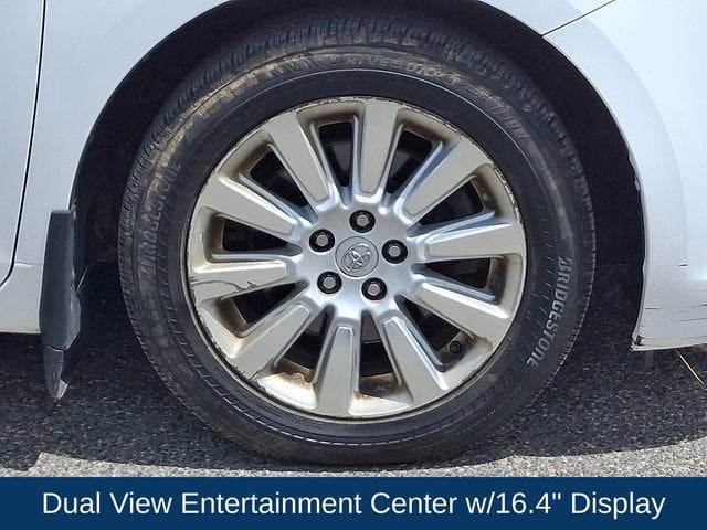 2014 Toyota Sienna XLE 7 Passenger