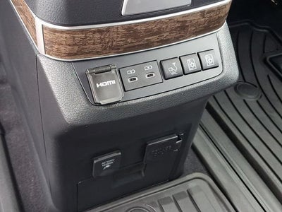 2025 Toyota Sienna Platinum
