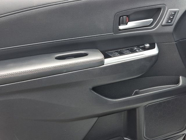 2025 Toyota Sienna Platinum