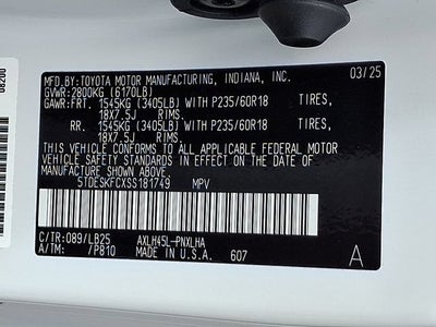 2025 Toyota Sienna Platinum