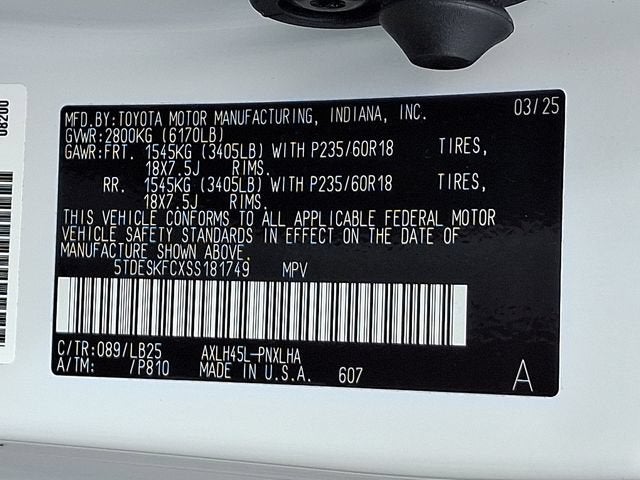 2025 Toyota Sienna Platinum