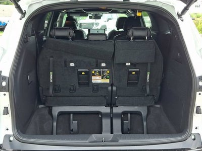 2025 Toyota Sienna Platinum